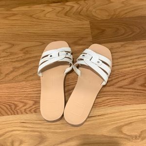 White dolce vita slides